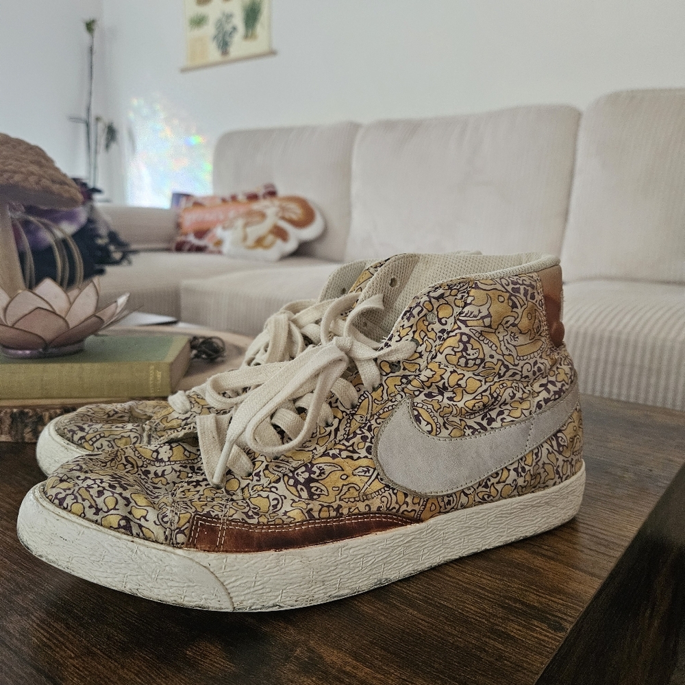 Nike Womens Blazer Mid VNTG LIB NRG Gold Liberty London NSW Shoe 529037-700